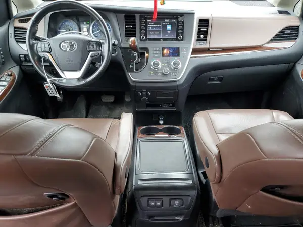 5TDDZ3DC2LS228547 2020 TOYOTA SIENNA - Image 8