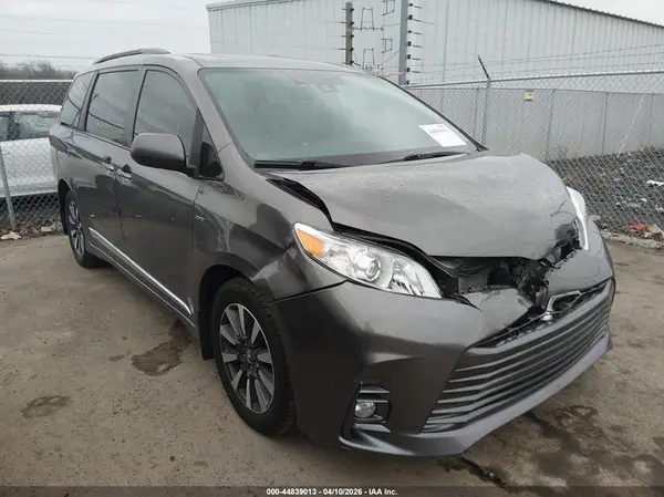 5TDDZ3DC2LS233280 2020 TOYOTA SIENNA - Image 1