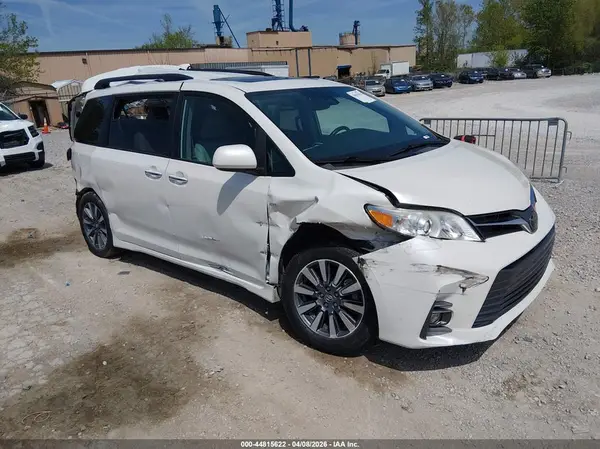 5TDDZ3DC2LS242495 2020 TOYOTA SIENNA - Image 1