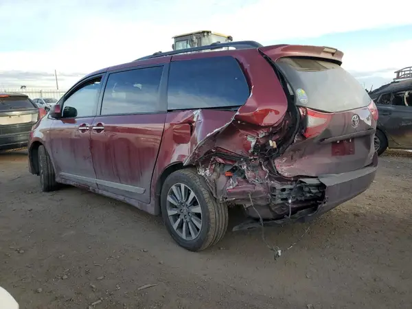 5TDDZ3DC2LS243324 2020 TOYOTA SIENNA - Image 2