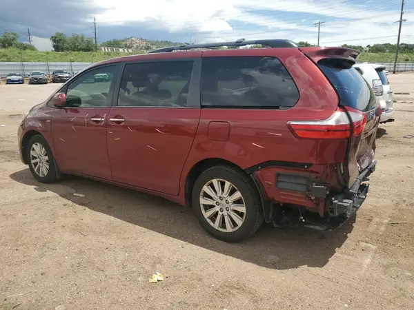 5TDDZ3DC3HS151887 2017 TOYOTA SIENNA - Image 2