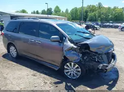 5TDDZ3DC3HS153526 2017 TOYOTA SIENNA
