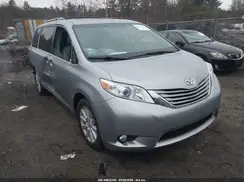 5TDDZ3DC3HS156250 2017 TOYOTA SIENNA
