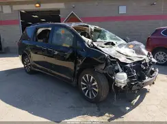 5TDDZ3DC3JS204349 2018 TOYOTA SIENNA