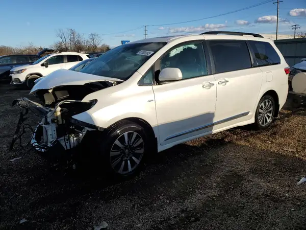 5TDDZ3DC3KS213358 2019 TOYOTA SIENNA - Image 1