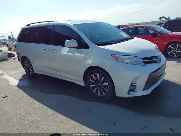 5TDDZ3DC3KS221802 2019 TOYOTA SIENNA - Image 1