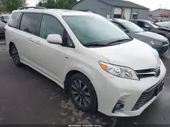 5TDDZ3DC3KS224635 2019 TOYOTA SIENNA