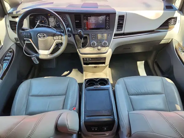 5TDDZ3DC3KS224991 2019 TOYOTA SIENNA - Image 8