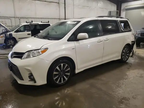 5TDDZ3DC3KS227809 2019 TOYOTA SIENNA - Image 1