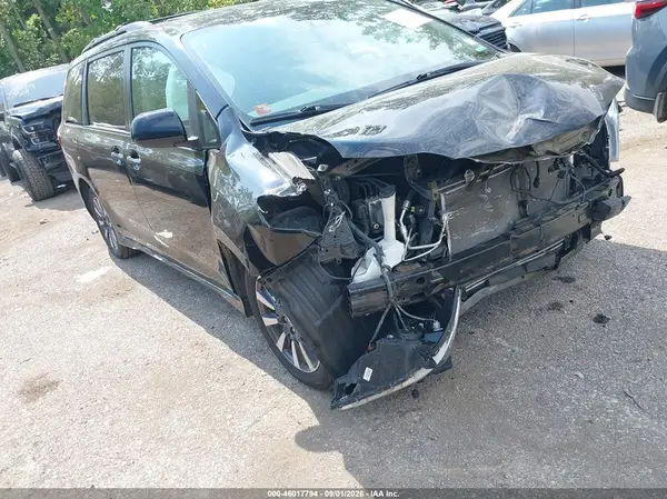 5TDDZ3DC3LS240481 2020 TOYOTA SIENNA - Image 1