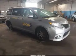 5TDDZ3DC4HS153048 2017 TOYOTA SIENNA