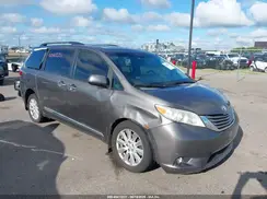 5TDDZ3DC4HS153129 2017 TOYOTA SIENNA