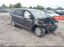 5TDDZ3DC4HS165488 2017 TOYOTA SIENNA