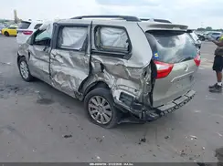 5TDDZ3DC4HS168469 2017 TOYOTA SIENNA