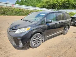 5TDDZ3DC4JS189702 2018 TOYOTA SIENNA