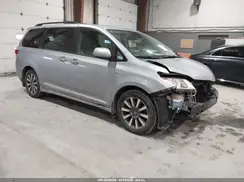 5TDDZ3DC4JS198416 2018 TOYOTA SIENNA