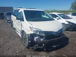 5TDDZ3DC4JS206689 2018 TOYOTA SIENNA