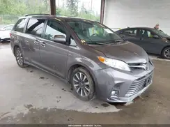 5TDDZ3DC4KS218164 2019 TOYOTA SIENNA
