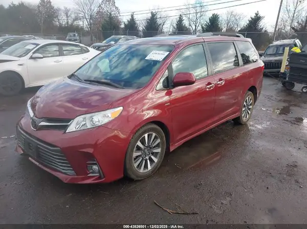 5TDDZ3DC4KS227141 2019 TOYOTA SIENNA - Image 2