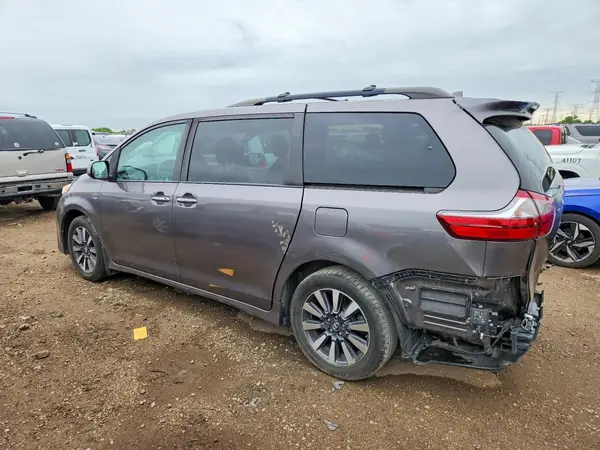 5TDDZ3DC4LS231370 2020 TOYOTA SIENNA - Image 2