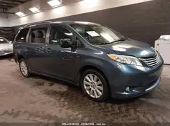 5TDDZ3DC5HS164964 2017 TOYOTA SIENNA