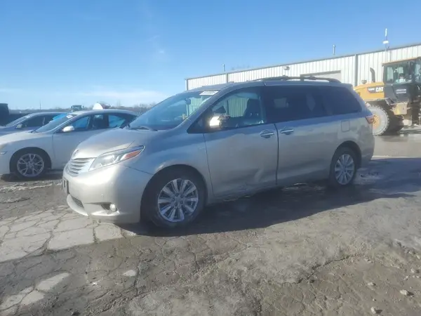 5TDDZ3DC5HS168013 2017 TOYOTA SIENNA - Image 1