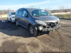 5TDDZ3DC5JS194682 2018 TOYOTA SIENNA
