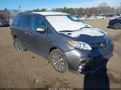 5TDDZ3DC5JS199087 2018 TOYOTA SIENNA