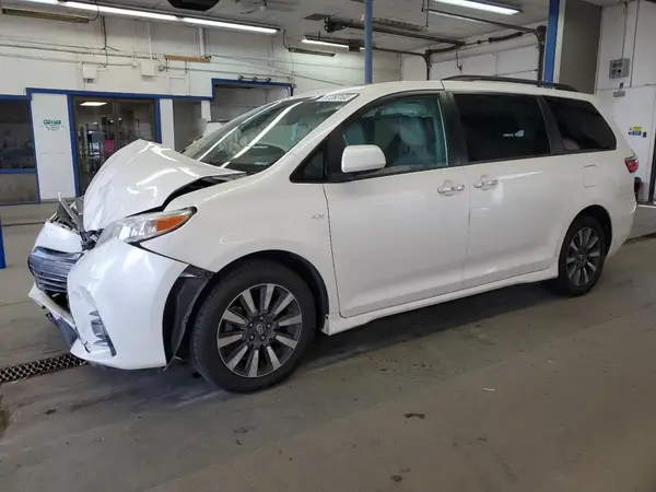 5TDDZ3DC5KS227259 2019 TOYOTA SIENNA - Image 1