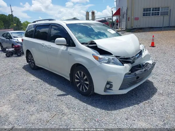 5TDDZ3DC5LS241258 2020 TOYOTA SIENNA - Image 1