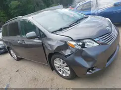 5TDDZ3DC6HS150071 2017 TOYOTA SIENNA