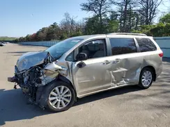 5TDDZ3DC6HS152371 2017 TOYOTA SIENNA