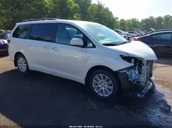 5TDDZ3DC6HS182308 2017 TOYOTA SIENNA