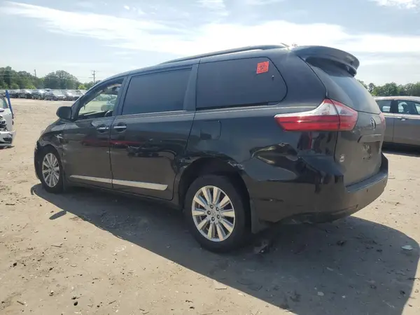 5TDDZ3DC6HS186360 2017 TOYOTA SIENNA - Image 2
