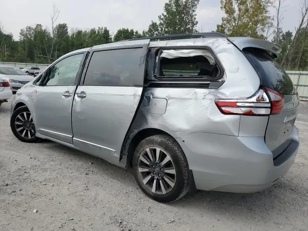 5TDDZ3DC6KS219834 2019 TOYOTA SIENNA - Image 2