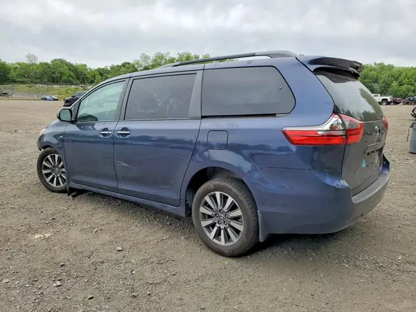 5TDDZ3DC6LS242788 2020 TOYOTA SIENNA - Image 2