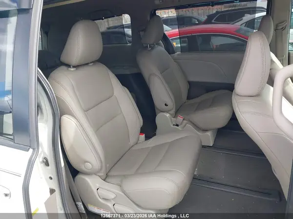 5TDDZ3DC6LS244735 2020 TOYOTA SIENNA - Image 8