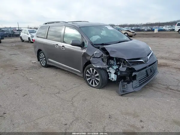 5TDDZ3DC6LS249420 2020 TOYOTA SIENNA - Image 1