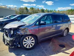 5TDDZ3DC7HS148538 2017 TOYOTA SIENNA