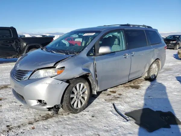 5TDDZ3DC7HS153013 2017 TOYOTA SIENNA - Image 1