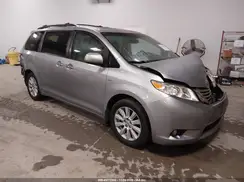 5TDDZ3DC7HS183144 2017 TOYOTA SIENNA