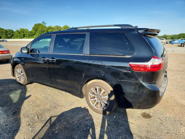 5TDDZ3DC7KS225335 2019 TOYOTA SIENNA - Image 2