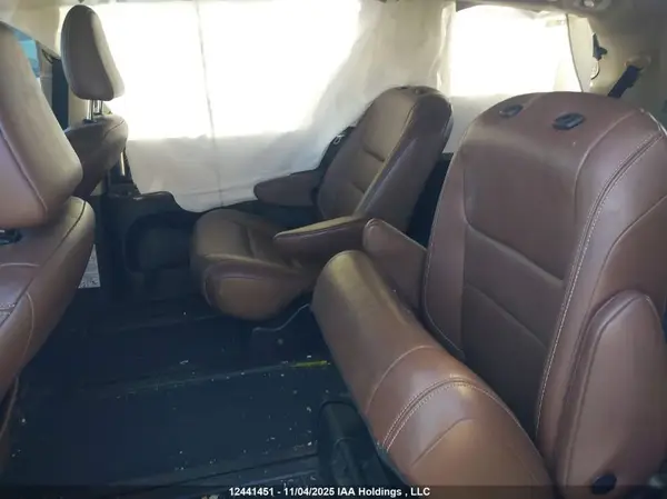 5TDDZ3DC7LS229872 2020 TOYOTA SIENNA - Image 8