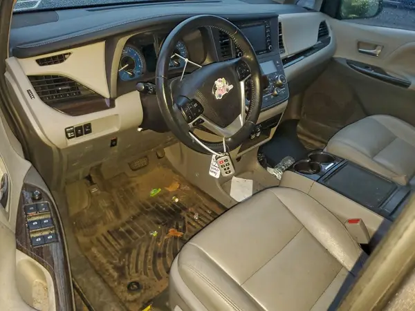 5TDDZ3DC7LS241794 2020 TOYOTA SIENNA - Image 8