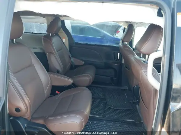 5TDDZ3DC7LS250401 2020 TOYOTA SIENNA - Image 8