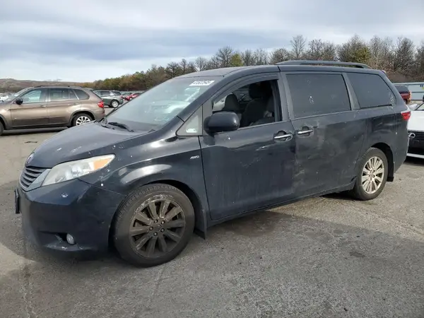 5TDDZ3DC8HS153859 2017 TOYOTA SIENNA - Image 1