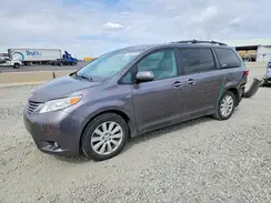 5TDDZ3DC8HS170841 2017 TOYOTA SIENNA