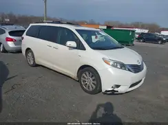 5TDDZ3DC8HS170869 2017 TOYOTA SIENNA