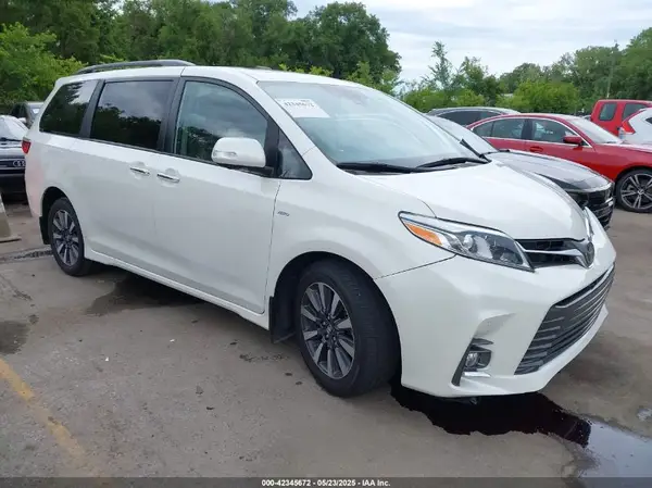 5TDDZ3DC8KS224999 2019 TOYOTA SIENNA - Image 1