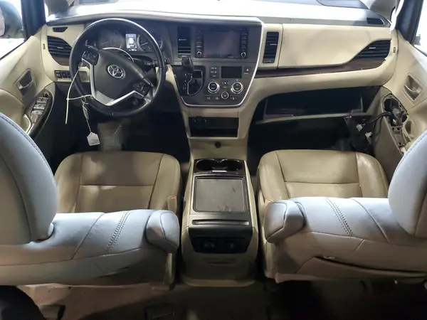 5TDDZ3DC8LS236152 2020 TOYOTA SIENNA - Image 8